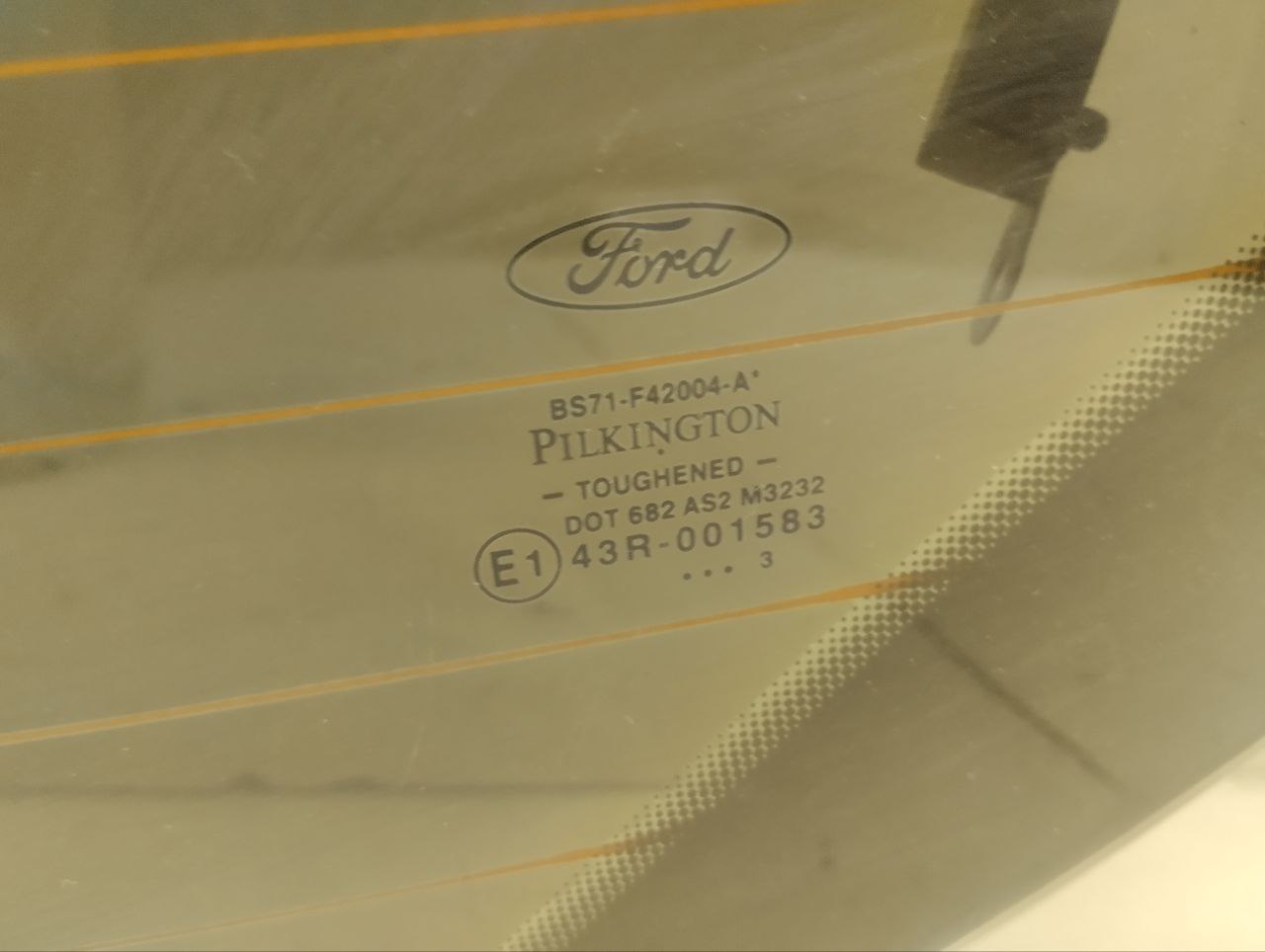 Стекло заднее Ford Mondeo 4 2007-2015