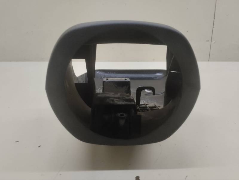 Кожух рулевой колонки Chevrolet Niva 2009-2020