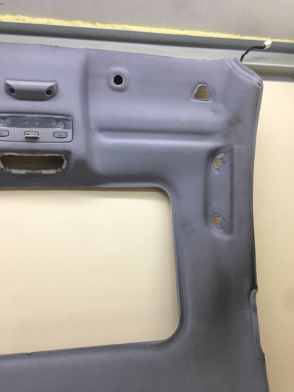 Обшивка потолка Nissan Primera (P12) 2002-2007