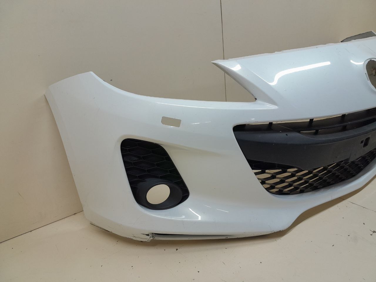 Бампер передний Mazda Mazda 3 (BL) 2009-2013 Бампер передний Mazda Mazda 3 (BL) 2009-2013