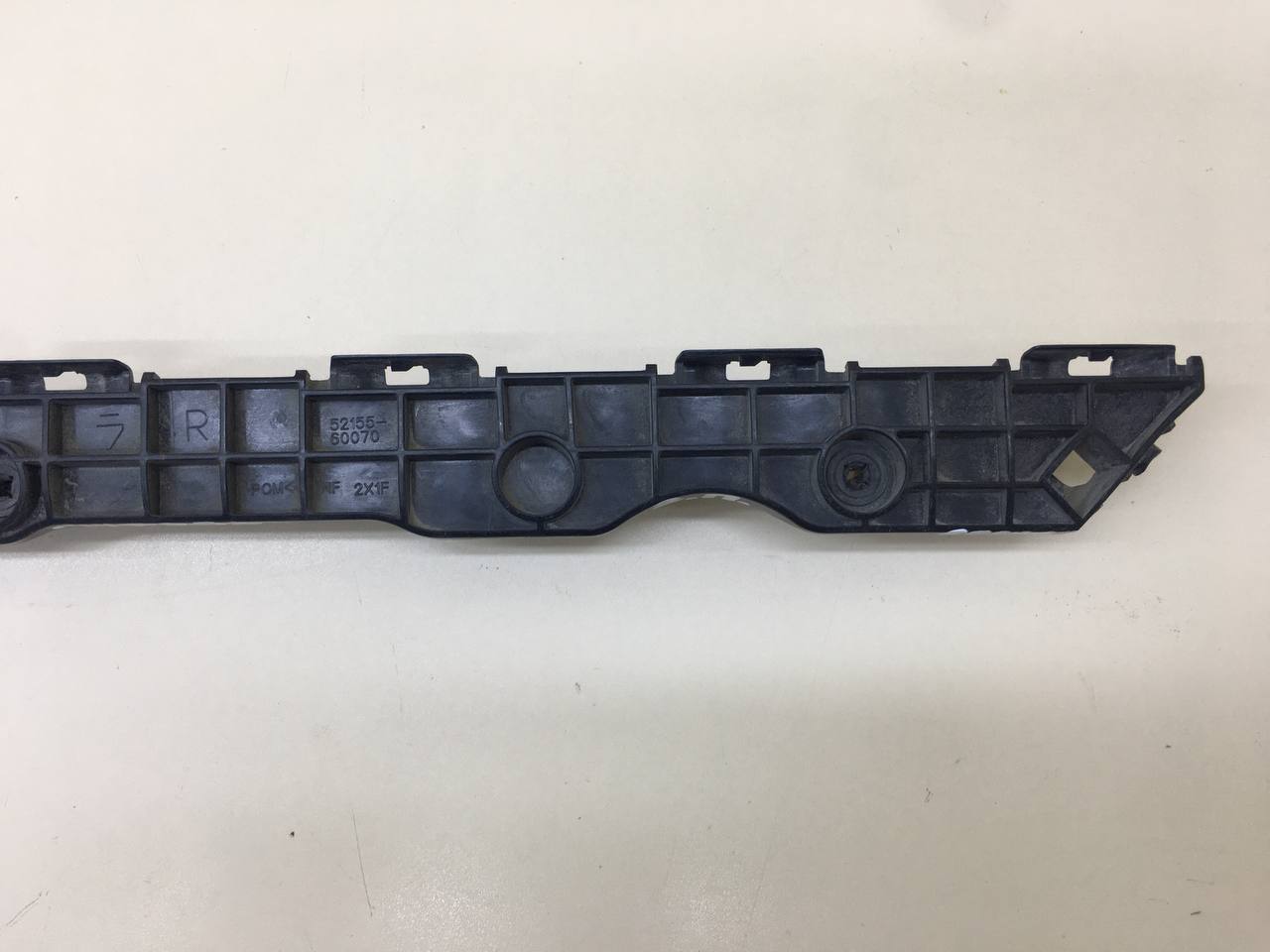 Кронштейн заднего бампера правый Toyota Land Cruiser (J200) 2007-2015