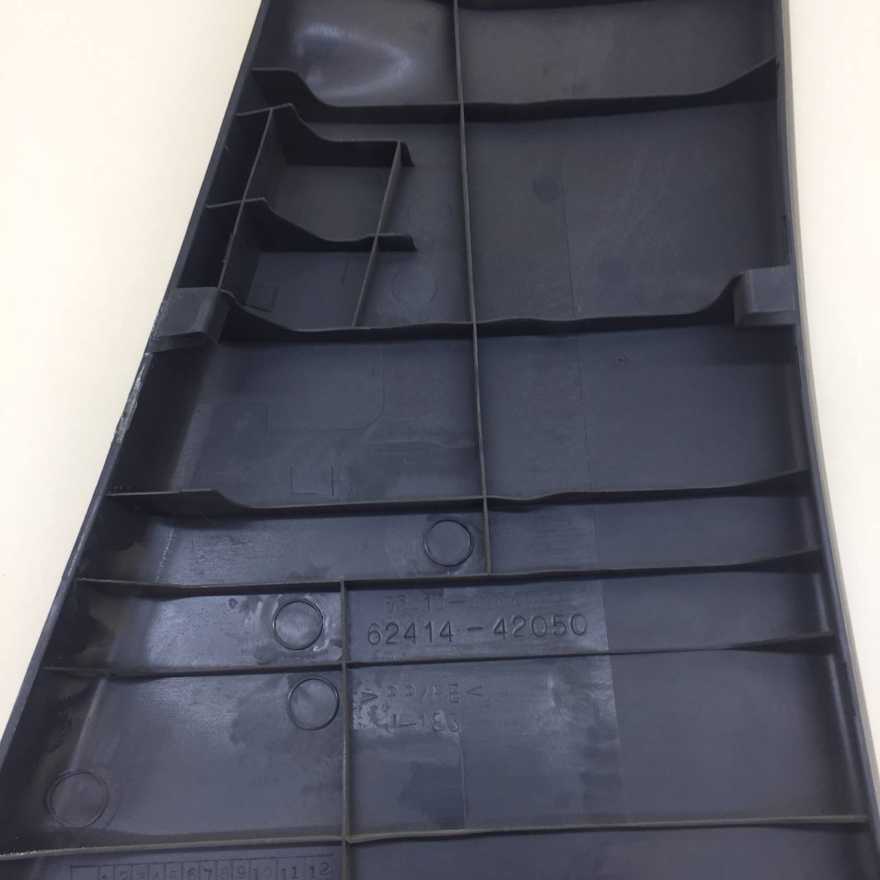 Обшивка стойки Toyota Rav 4 (A30) 2006-2013