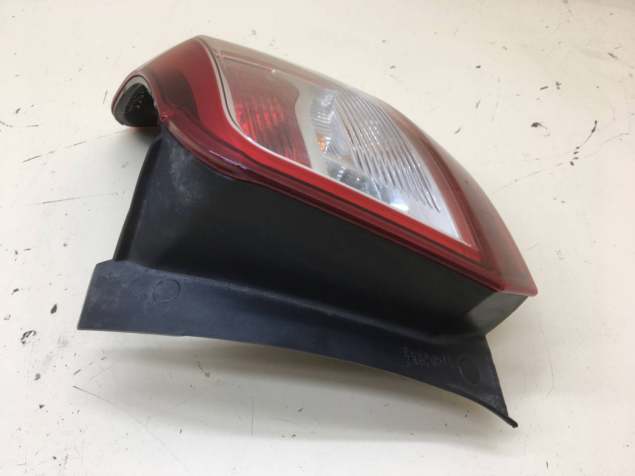 Фонарь задний правый Renault Sandero Stepway (5S) 2014-2022 Фонарь задний правый Renault Sandero Stepway (5S) 2014-2022