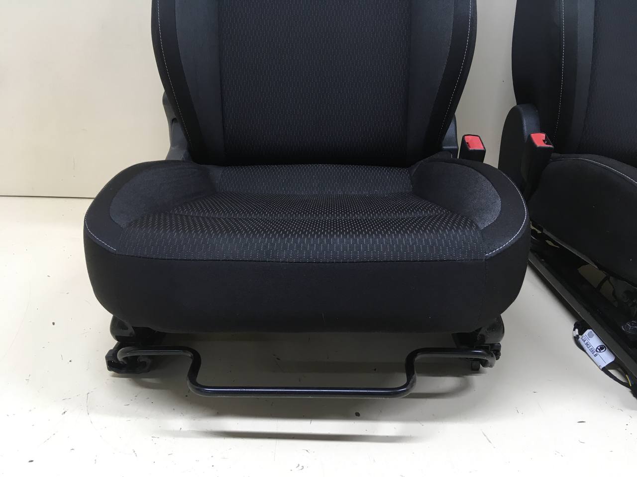 Сиденье (комплект) Skoda Rapid 2012-2020 Сиденье (комплект) Skoda Rapid 2012-2020