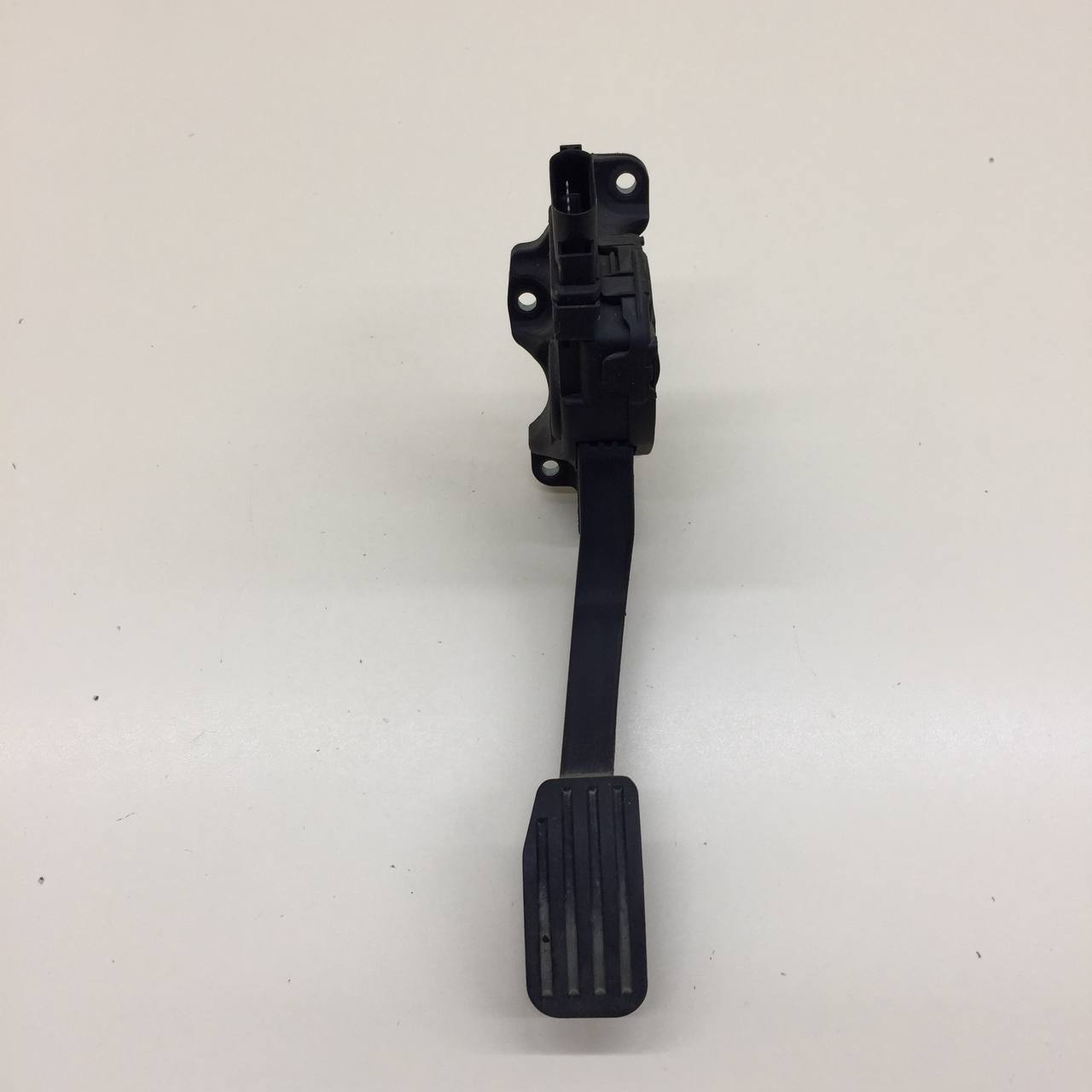 Педаль газа Ford Mondeo 4 2007-2015