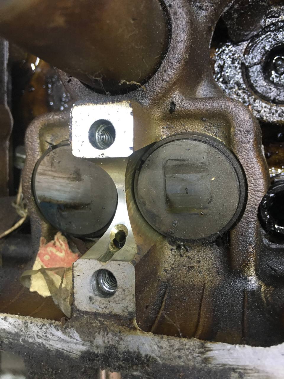 Головка блока цилиндров Nissan Almera (N16) 2000-2006