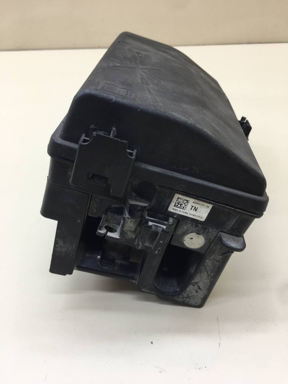 Блок предохранителей Chevrolet Cruze (J300) 2009-2016