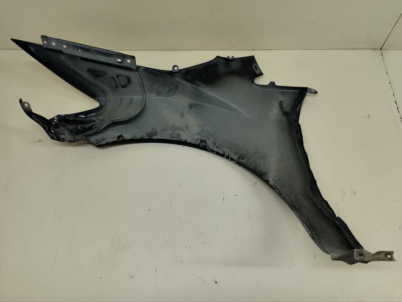 Крыло переднее правое Mazda CX-7 (ER) 2006-2012 Крыло переднее правое Mazda CX-7 (ER) 2006-2012
