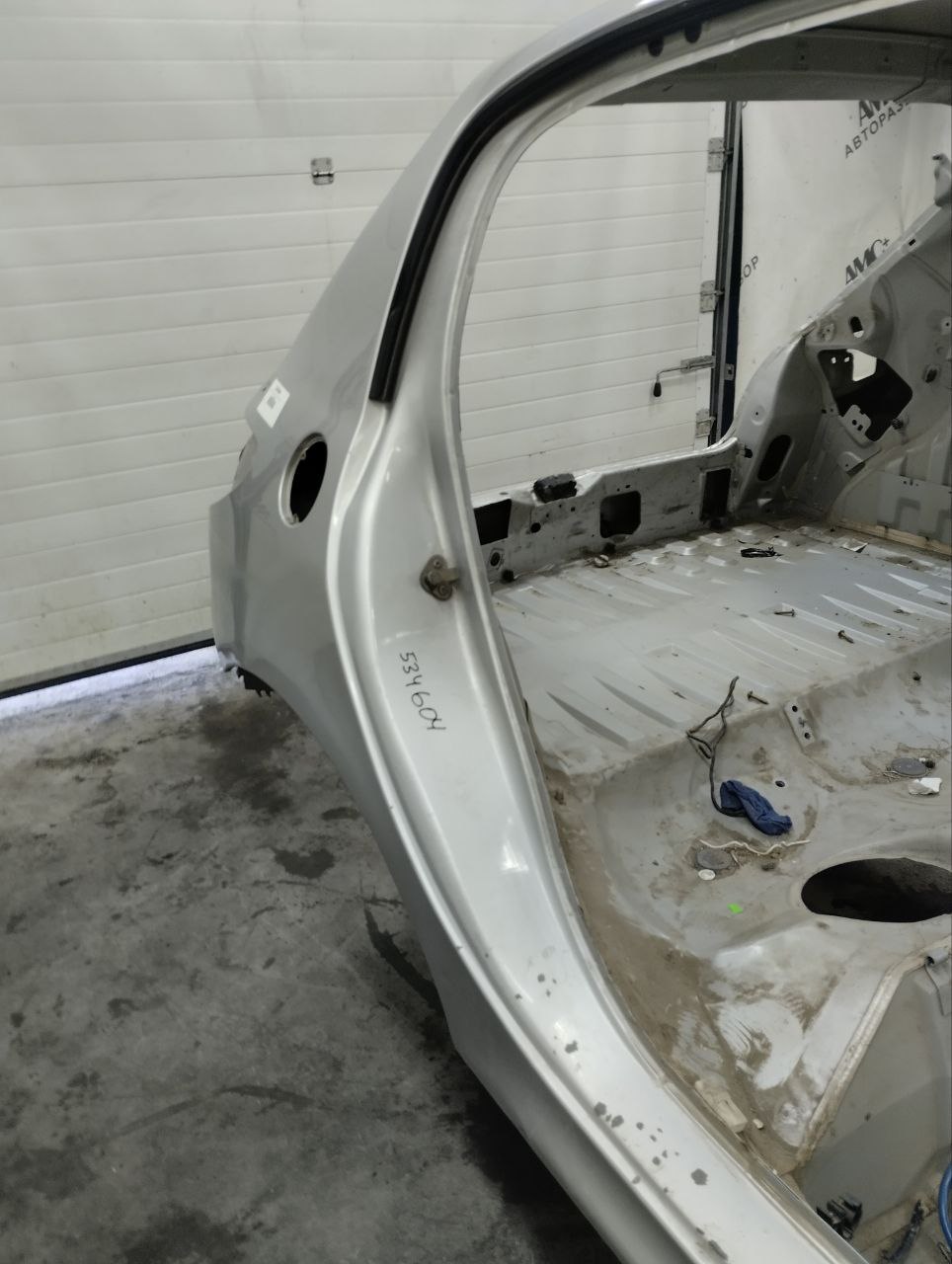 Крыло заднее правое Peugeot 206 1998-2012