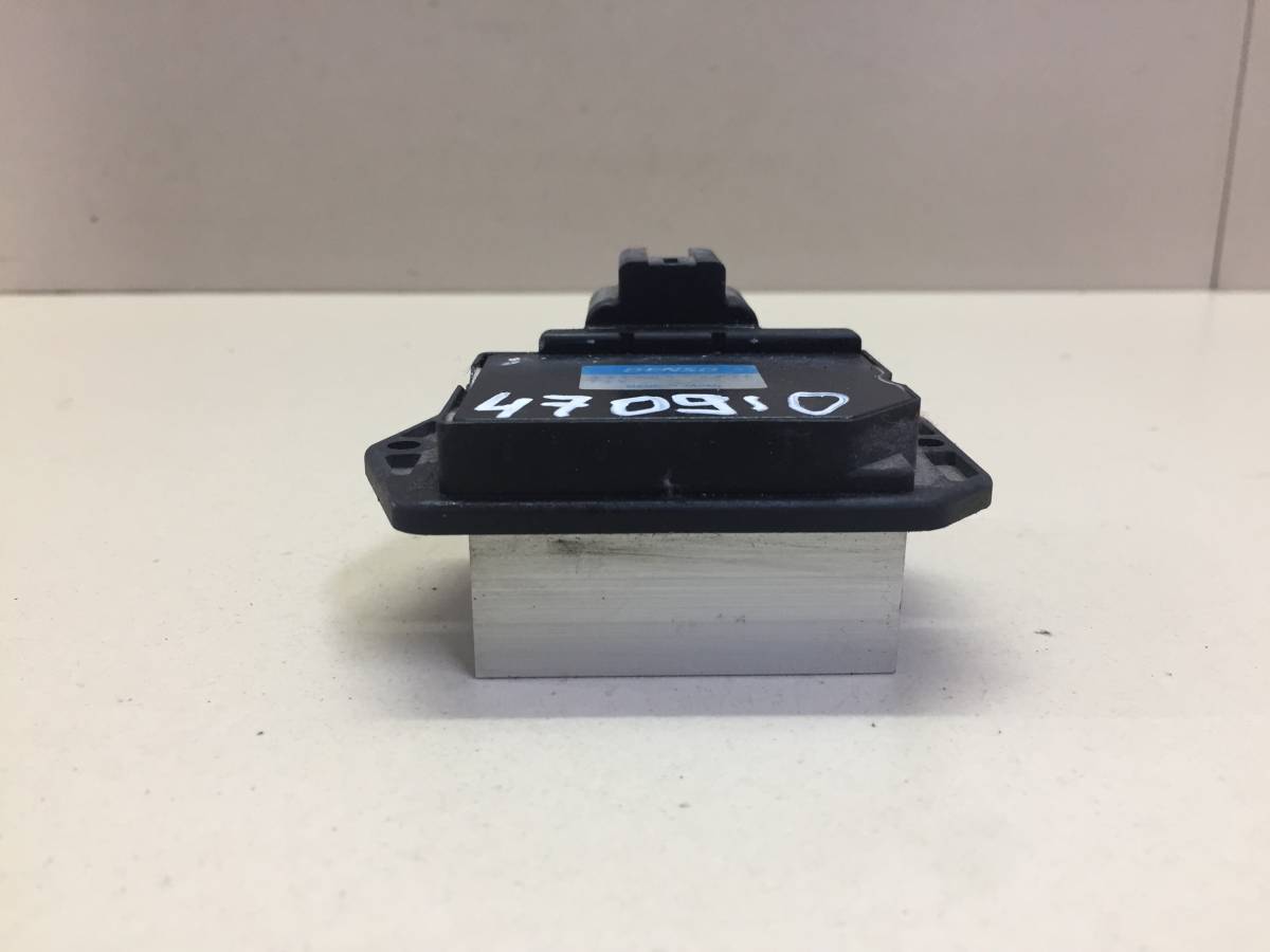 Резистор отопителя Toyota Land Cruiser (J200) 2007-2015