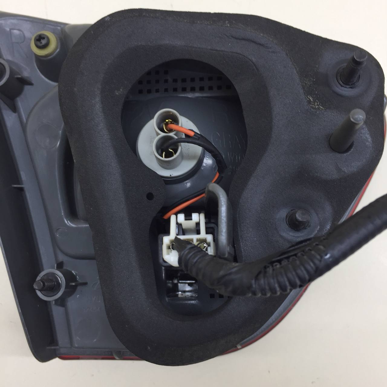 Фонарь задний внутренний правый Hyundai Elantra (HD) 2006-2010