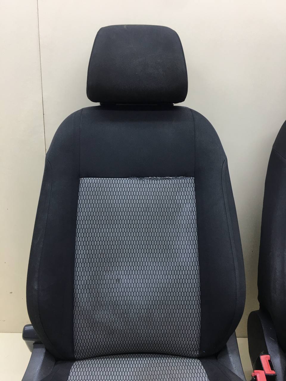 Сиденье (комплект) Volkswagen Polo (MK5) 2011-2020 Сиденье (комплект) Volkswagen Polo (MK5) 2011-2020