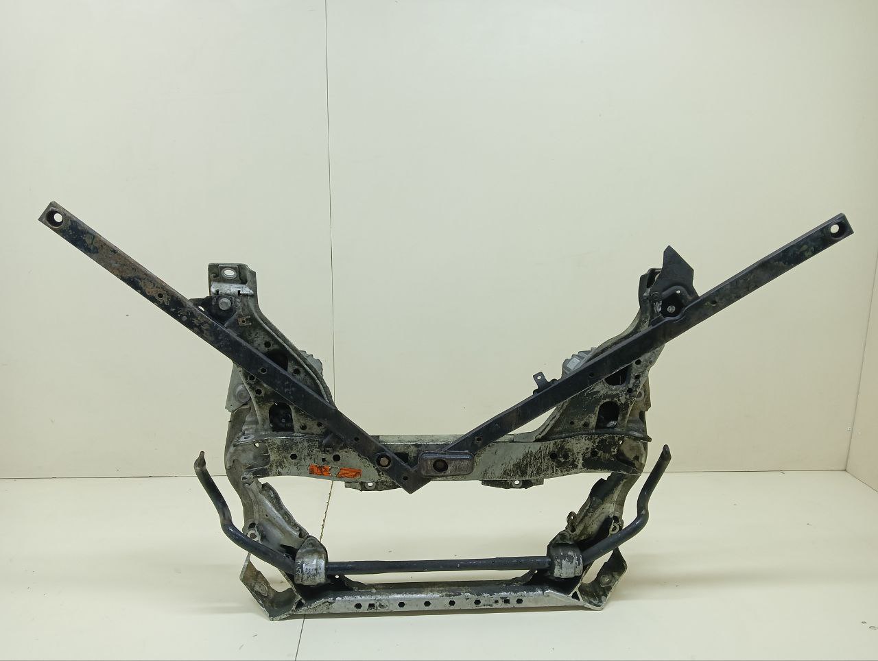 Балка подмоторная BMW 3-series E90/E91 2005-2011
