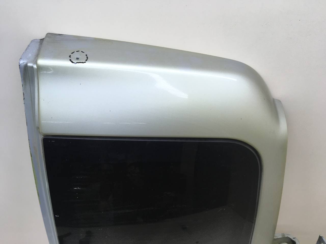 Дверь багажника со стеклом Lada Largus 2012>