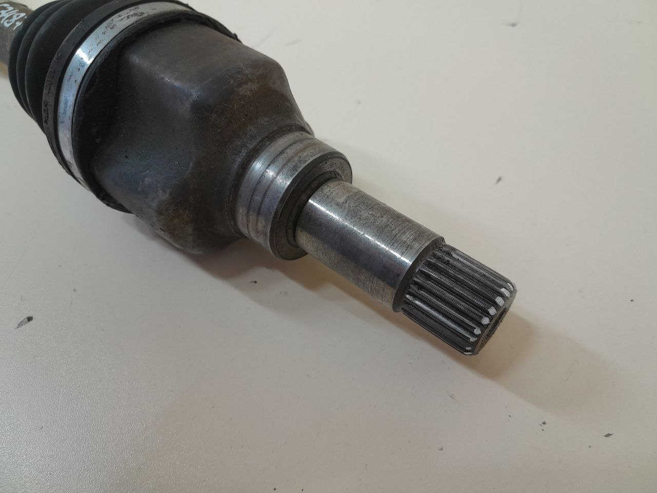 Полуось передняя левая Peugeot 206 1998-2012