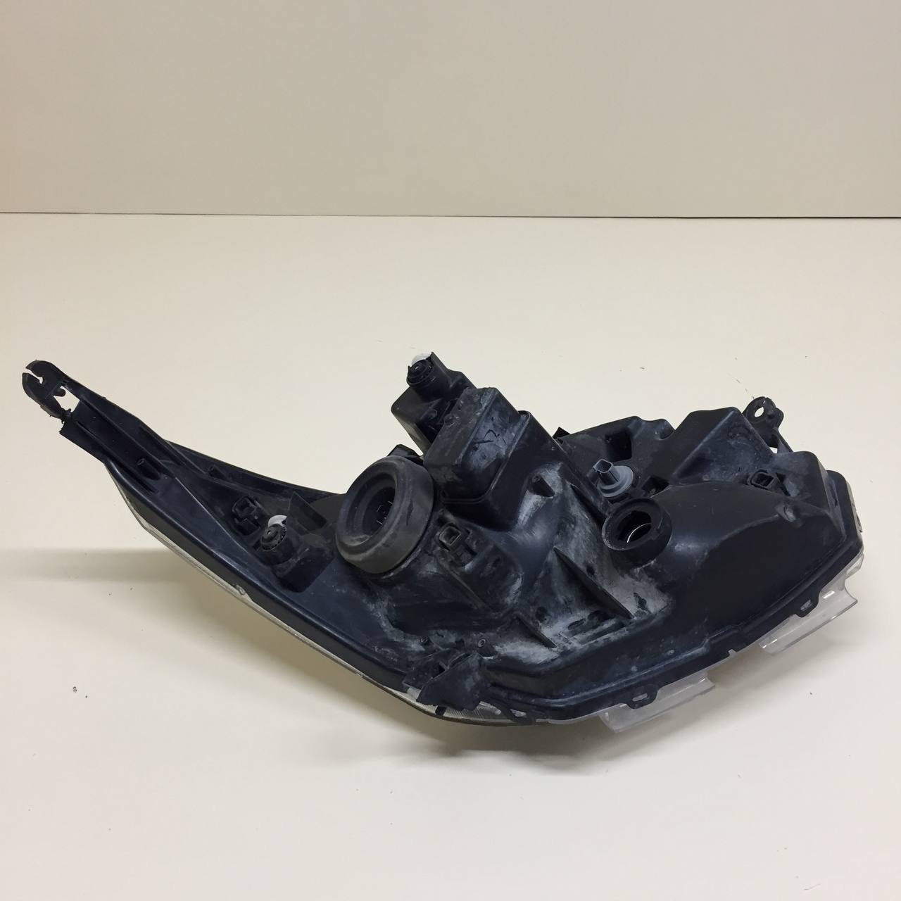 Фара левая Chevrolet Cobalt (T250) 2011-2015