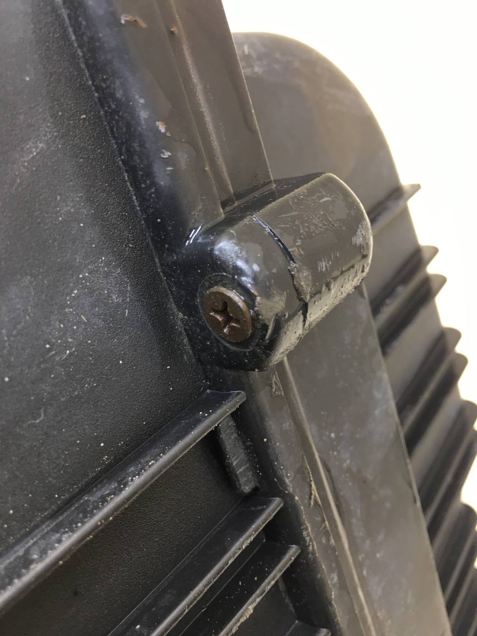 Корпус воздушного фильтра Renault Sandero 2009-2014