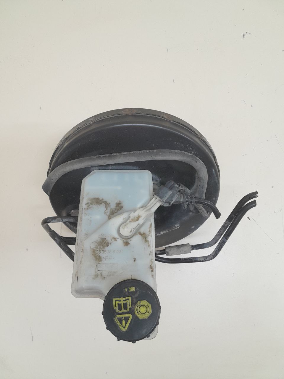 Усилитель тормозов вакуумный Ford Focus 2 (DB) 2008-2011 Усилитель тормозов вакуумный Ford Focus 2 (DB) 2008-2011