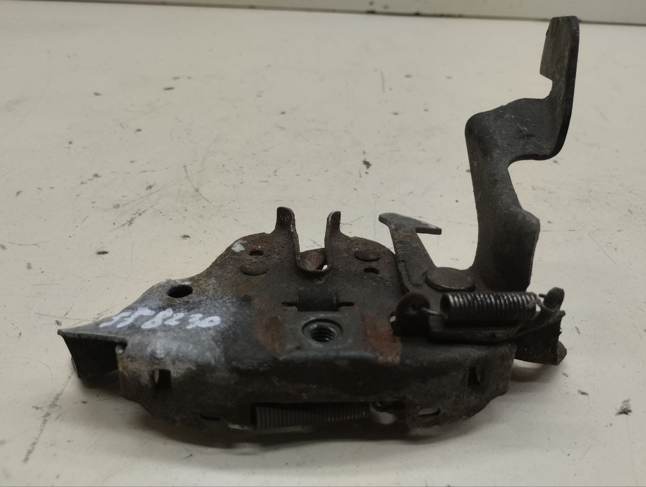 Замок капота Nissan Almera 3 (G11, G15) 2012>