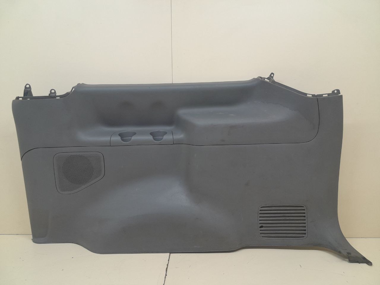 Обшивка багажника Hyundai Starex H1/Grand Starex 2007> Обшивка багажника Hyundai Starex H1/Grand Starex 2007>