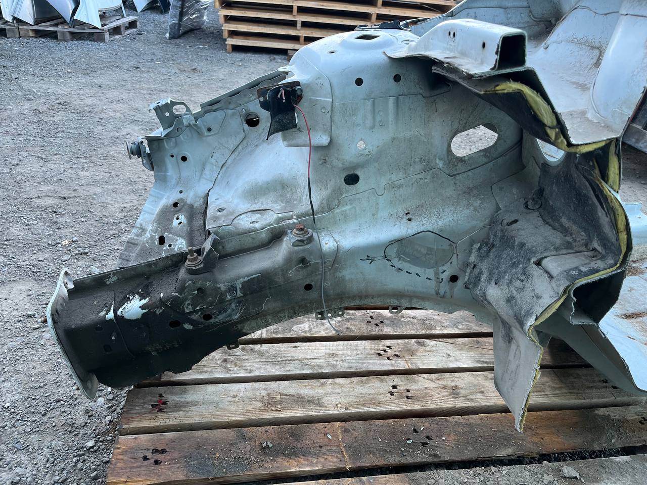 Четверть передняя правая Ford Mondeo 4 2007-2015