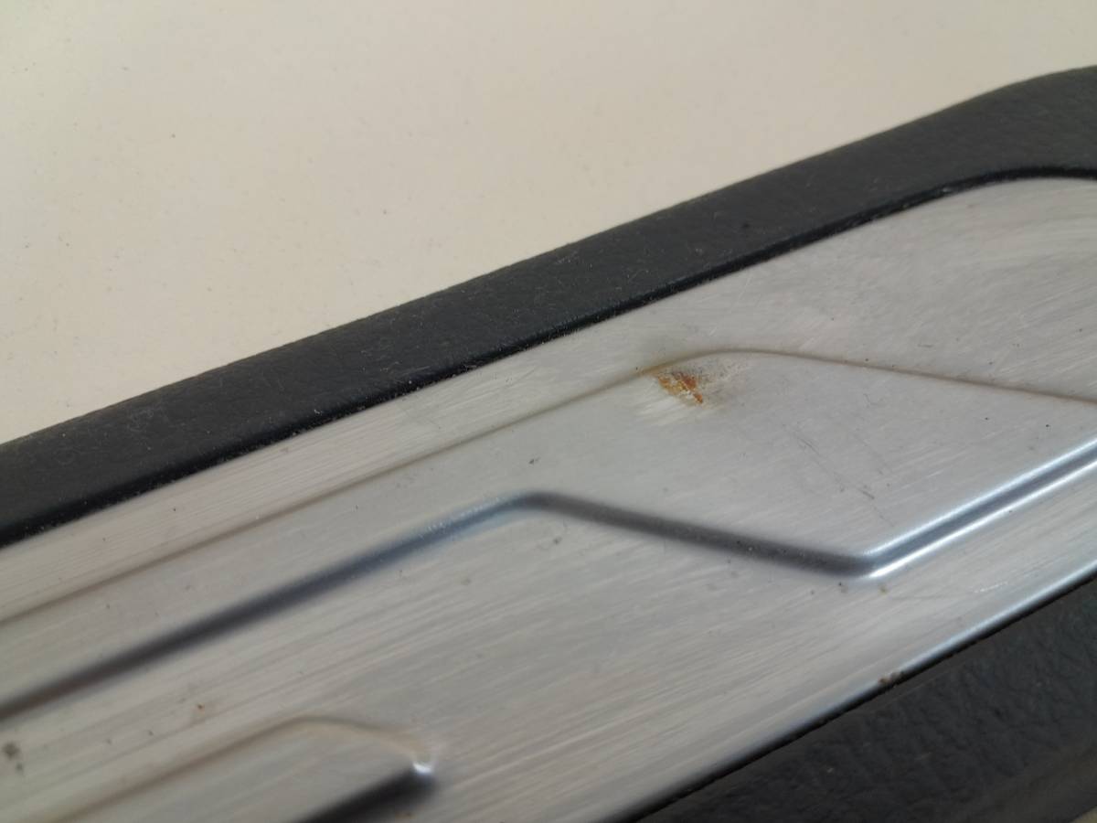 Накладка порога (внутренняя) Kia Sorento (XM) 2009-2021