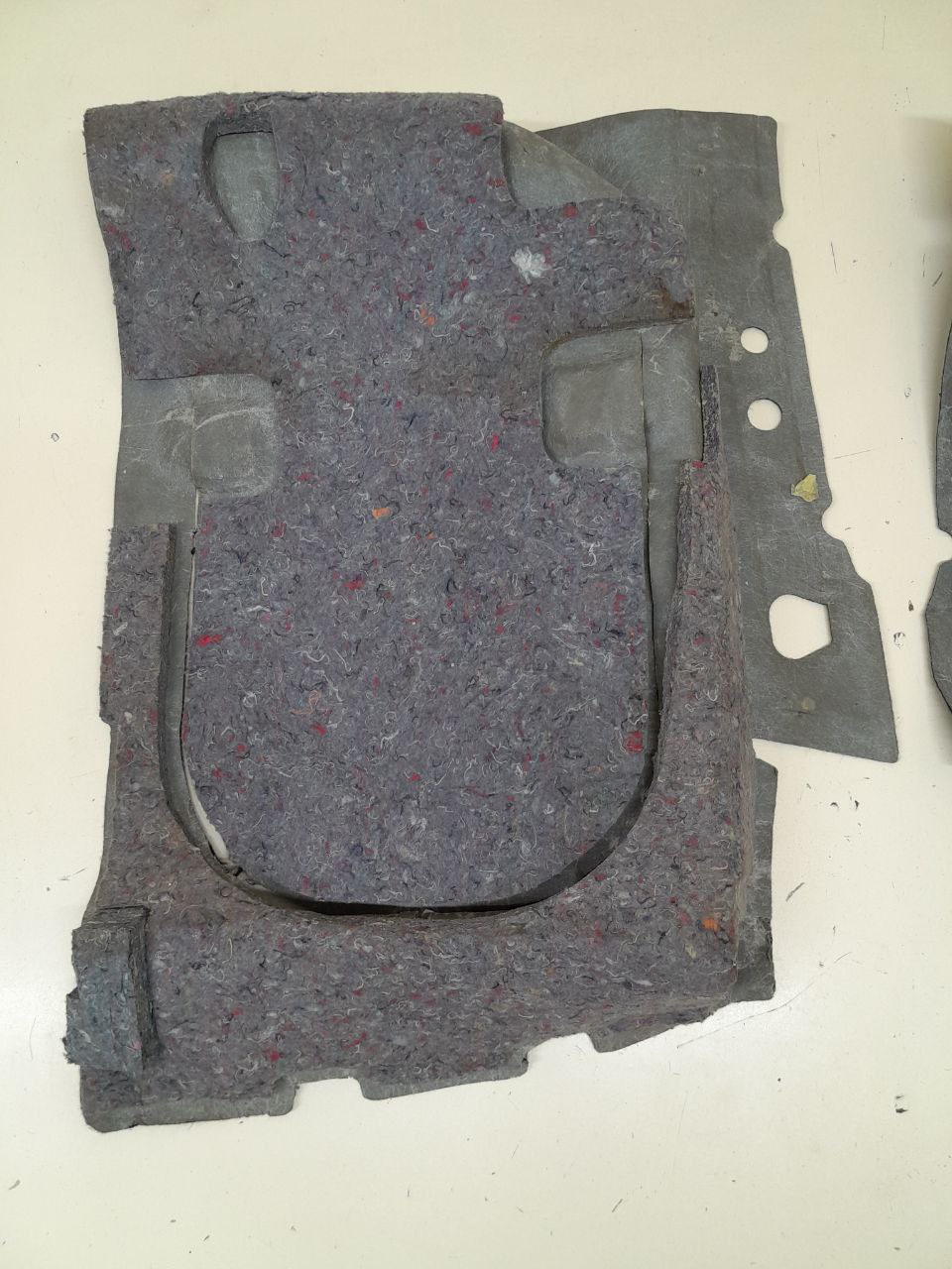 Коврик багажника Citroen Grand C4 Picasso 2006-2014 Коврик багажника Citroen Grand C4 Picasso 2006-2014