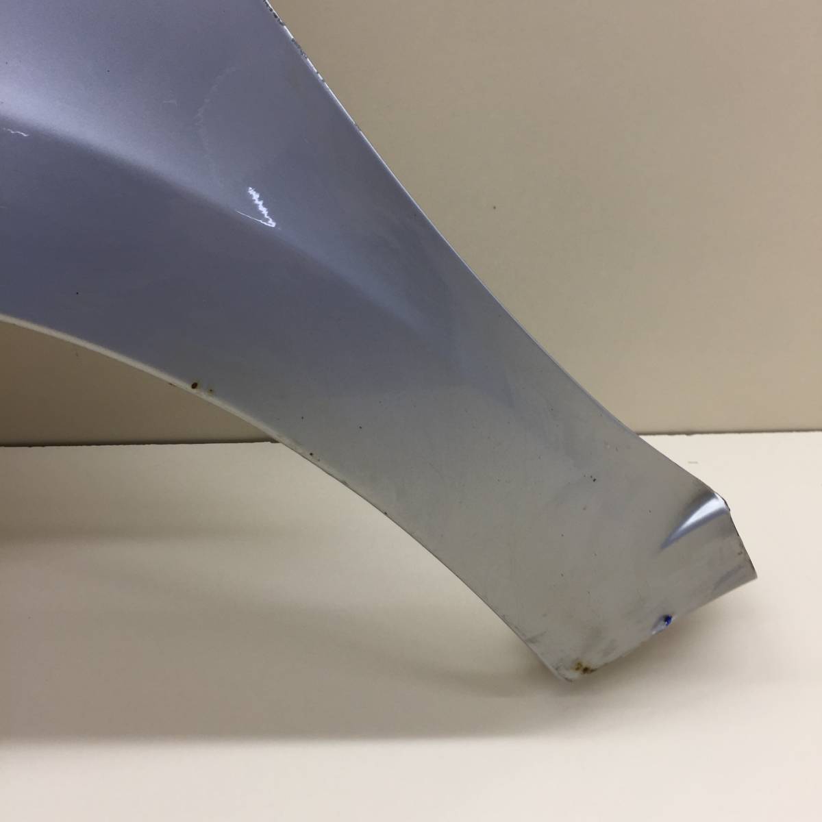 Крыло переднее левое Lada Granta 2011>