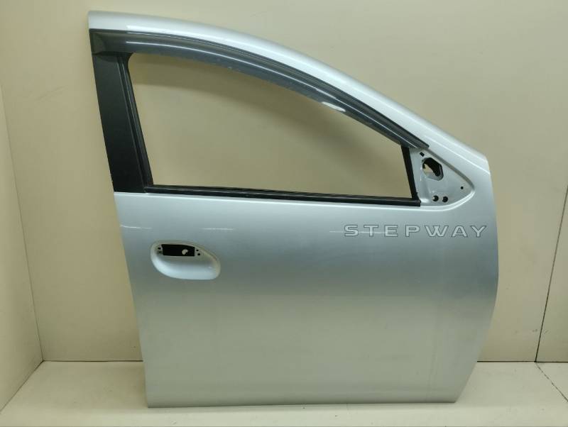 Дверь передняя правая Renault Sandero Stepway (5S) 2014-2022 Дверь передняя правая Renault Sandero Stepway (5S) 2014-2022