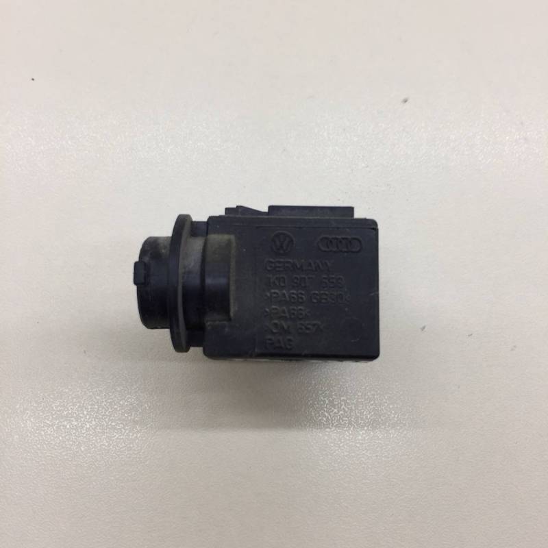 Датчик Volkswagen Tiguan (5N1) 2007-2011 Датчик Volkswagen Tiguan (5N1) 2007-2011