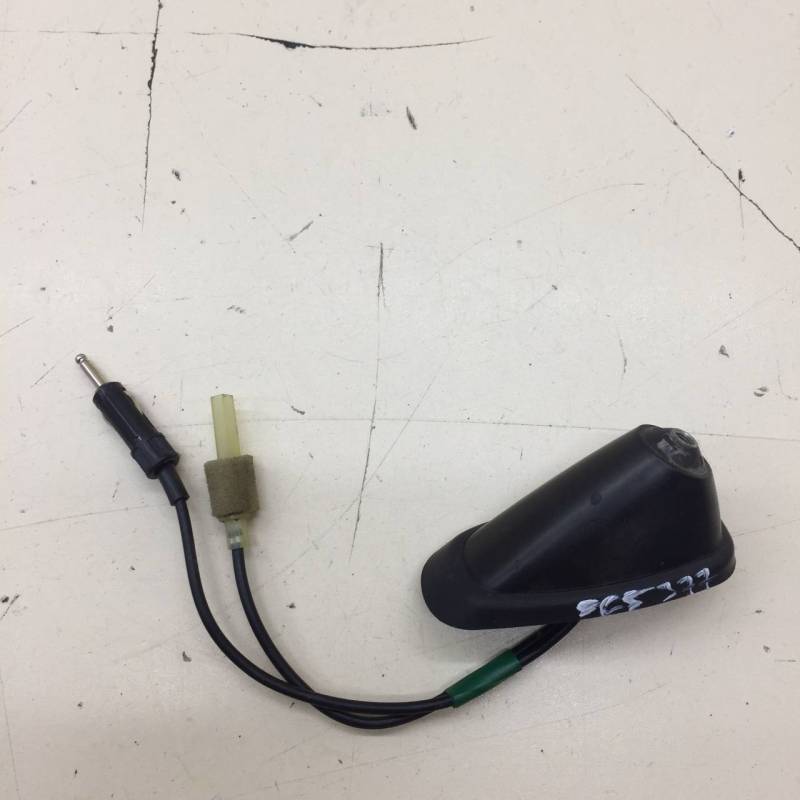 Антенна Mitsubishi Lancer 9  (CS/Classic) 2000-2011