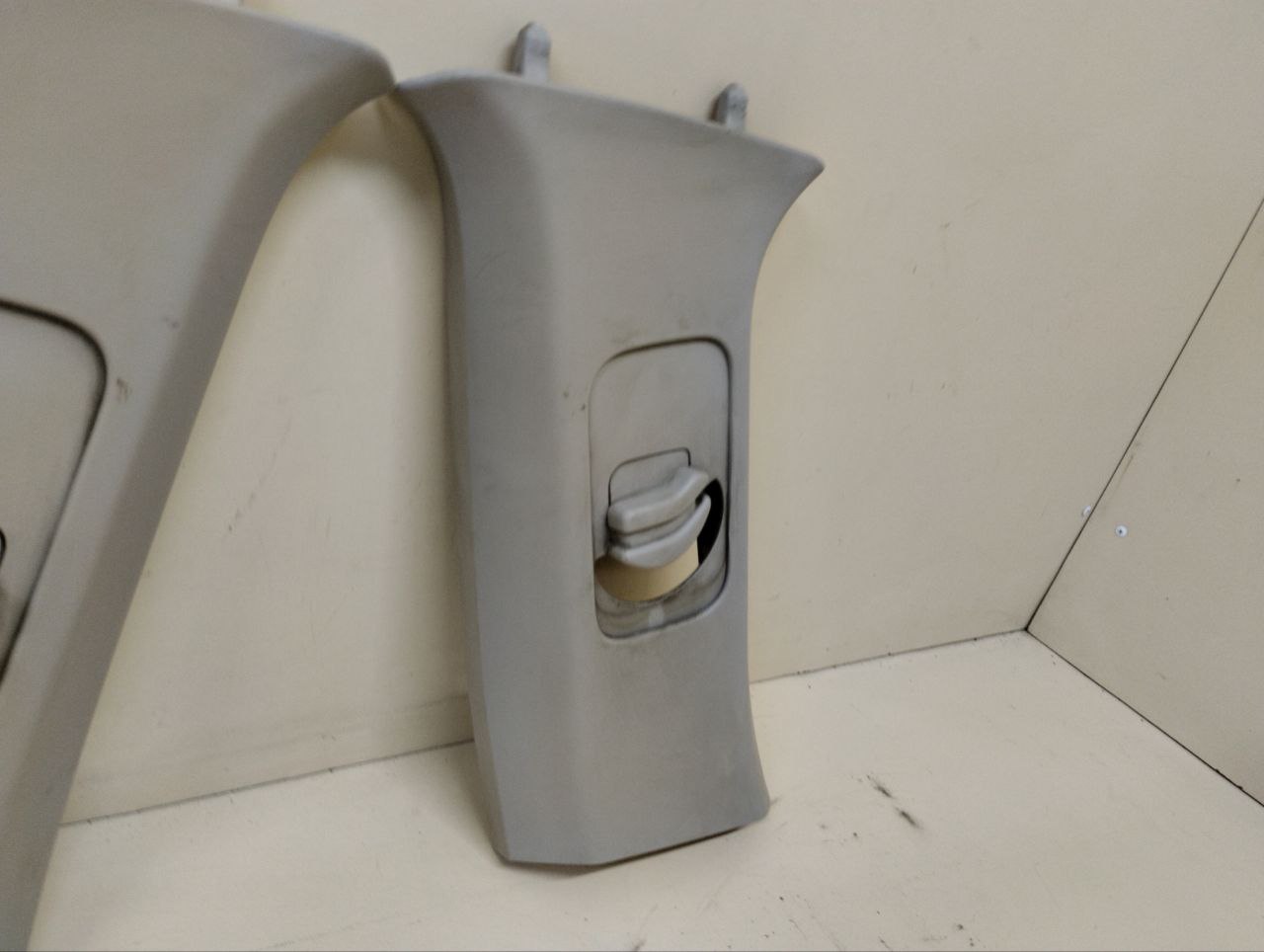 Обшивка стойки Peugeot 308 2007>