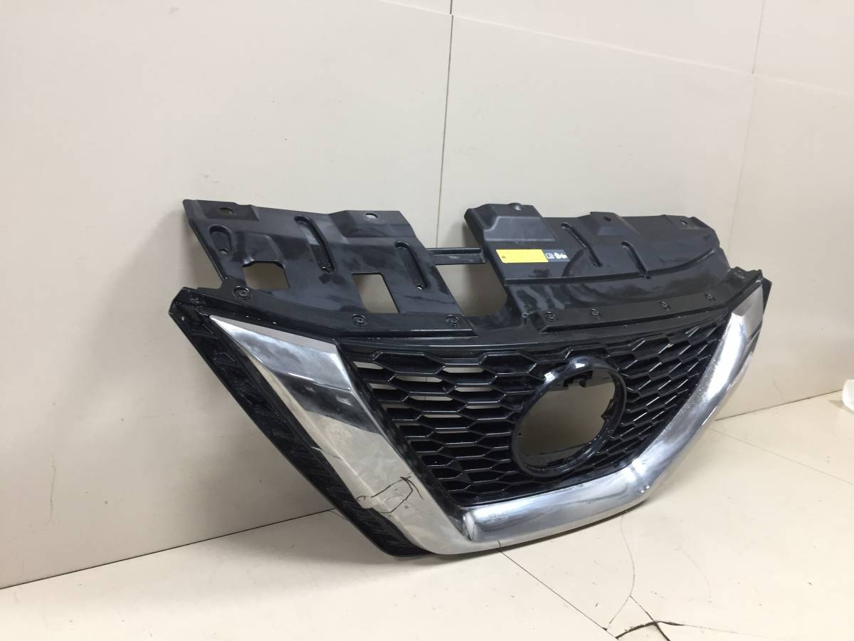 Решетка радиатора Nissan Qashqai (J11) 2014>