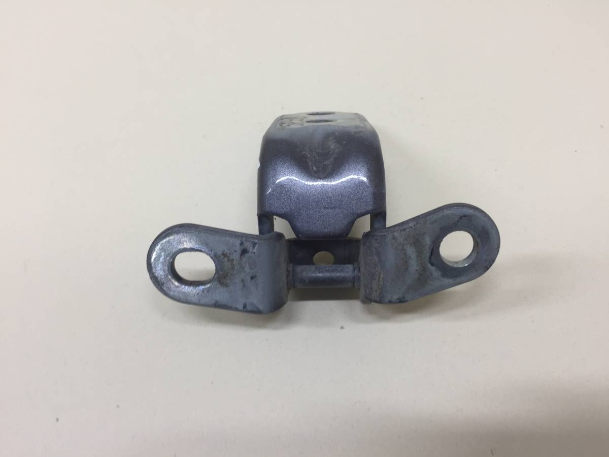 Петля двери задней левой нижняя Hyundai Solaris (RB) 2010-2017