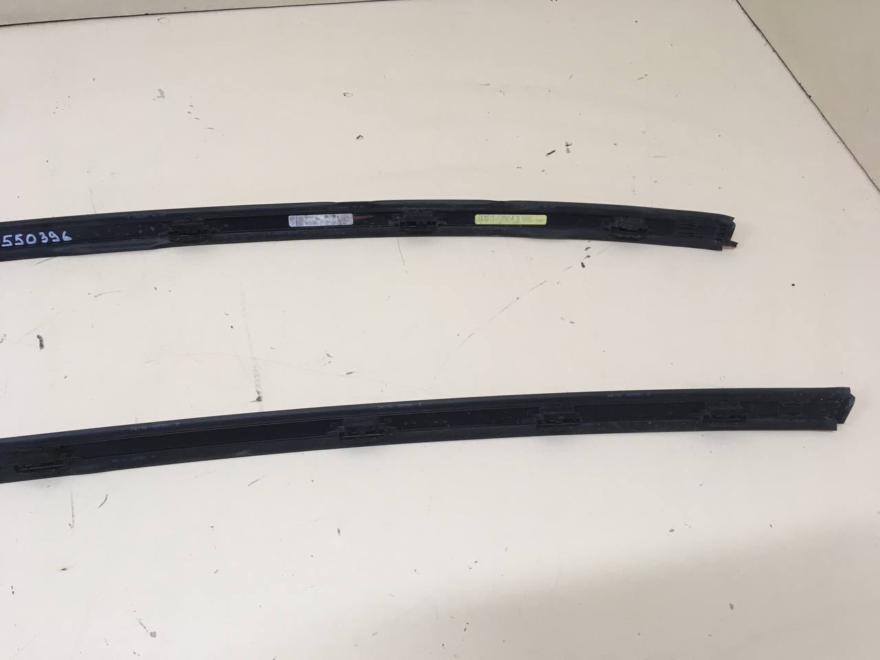 Молдинг Jaguar XE (760) 2014-2021 Молдинг Jaguar XE (760) 2014-2021
