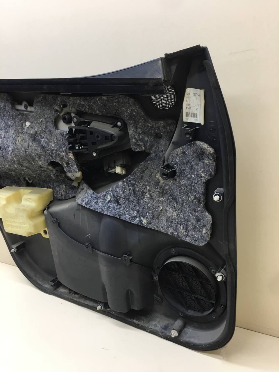 Обшивка двери передней правой Toyota Rav 4 (A30) 2006-2013 Обшивка двери передней правой Toyota Rav 4 (A30) 2006-2013
