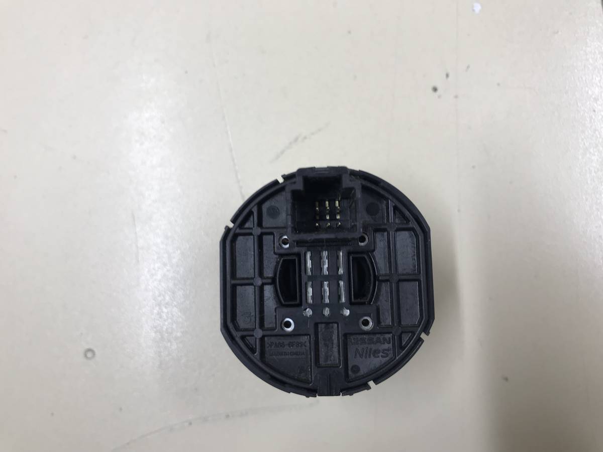 Кнопка многофункциональная Renault Duster (HSA, HSM) 2012>
