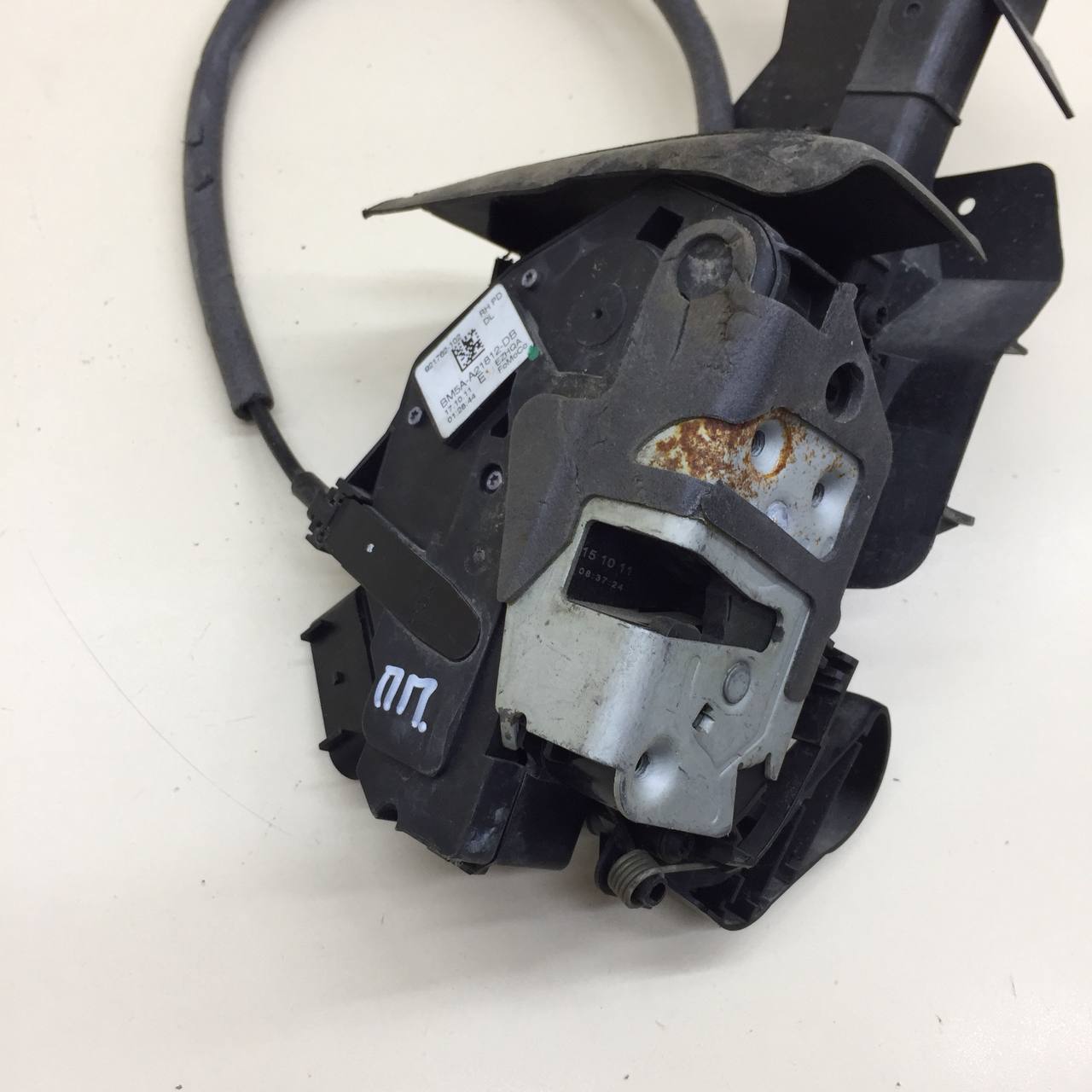 Замок двери передней правой Ford Focus 3 2011>