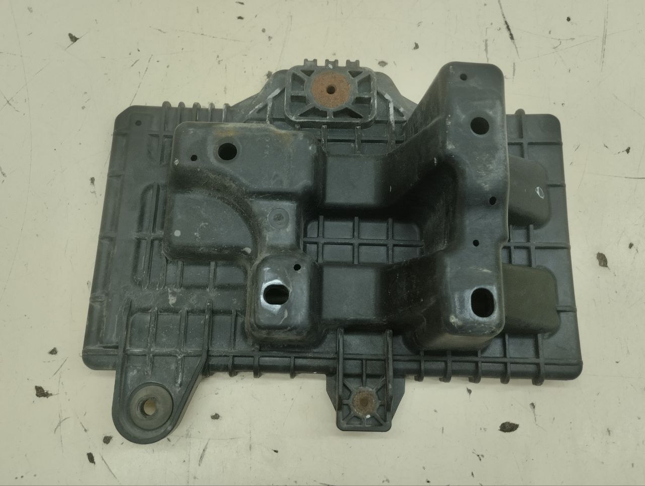 Крепление АКБ (корпус / подставка) Hyundai Tucson (TL) 2015-2021