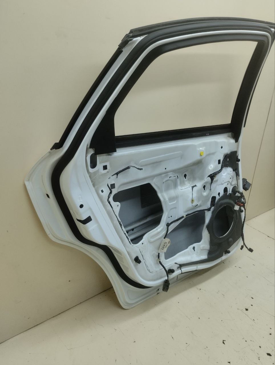 Дверь задняя левая Ford Mondeo 4 2007-2015 Дверь задняя левая Ford Mondeo 4 2007-2015
