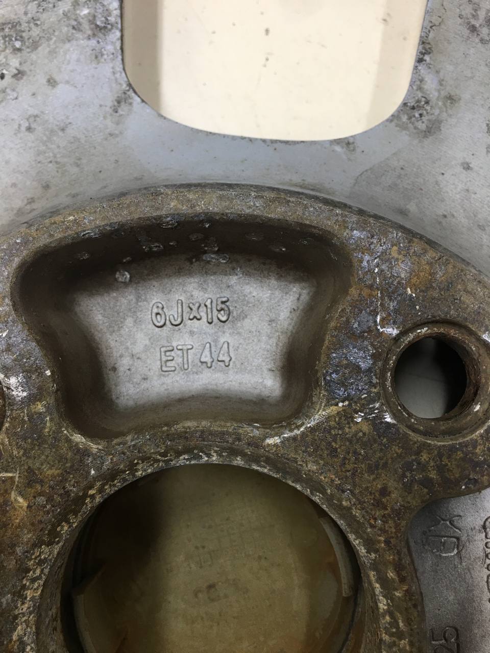 Диски R15 Литые