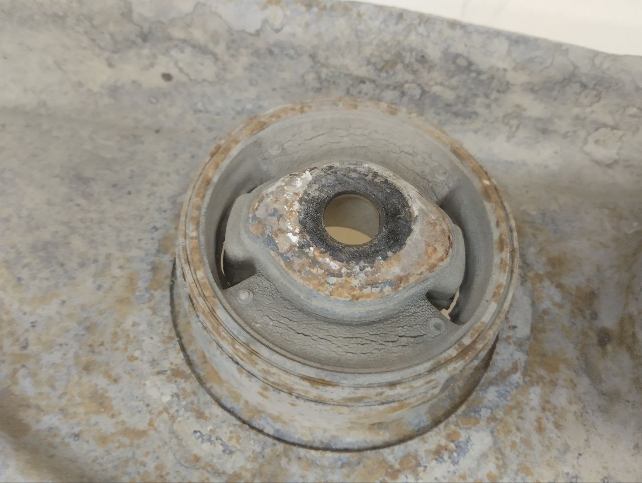 Балка задняя Toyota Highlander (U40) 2007-2013 Балка задняя Toyota Highlander (U40) 2007-2013