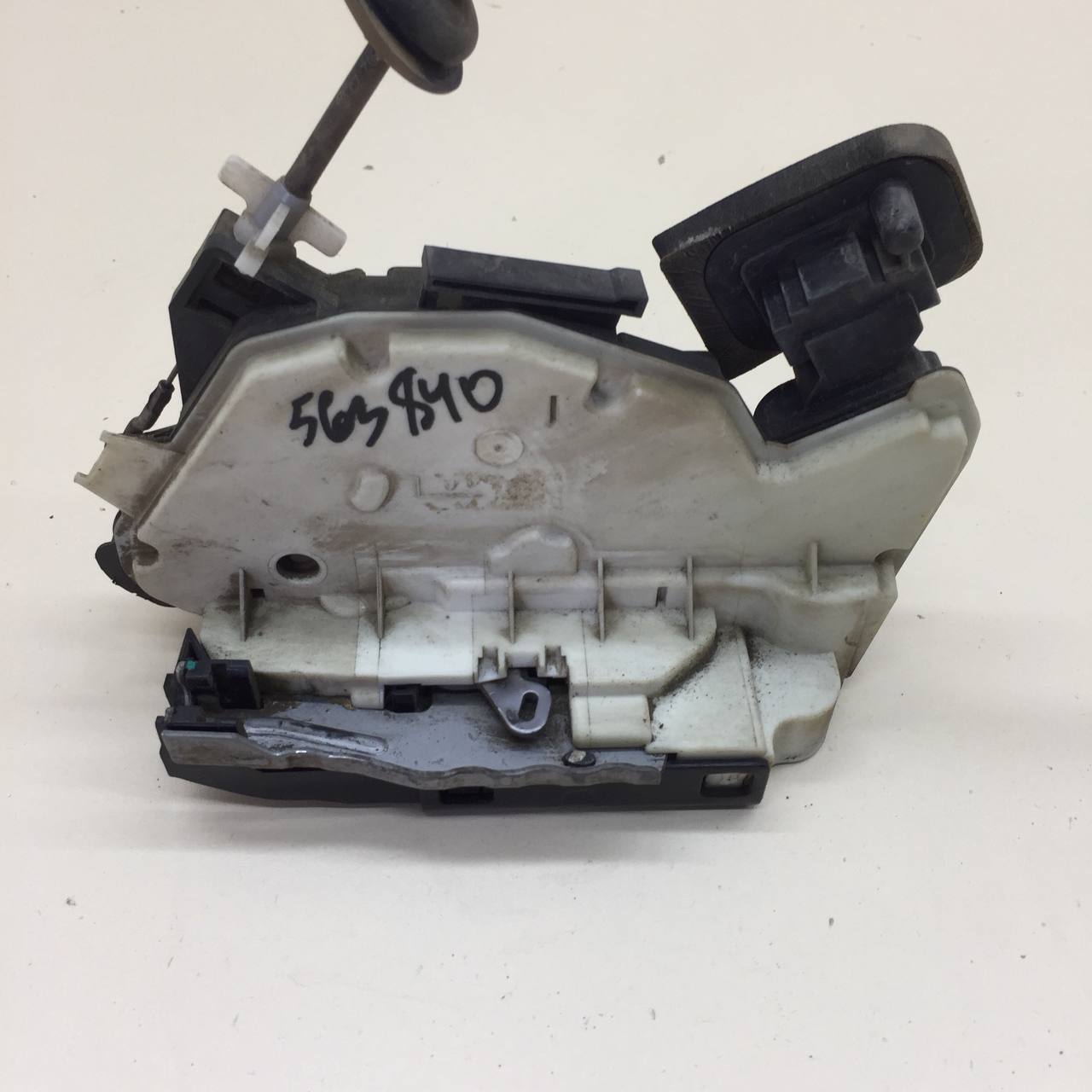 Замок двери задней левой Volkswagen Polo (MK5) 2011-2020