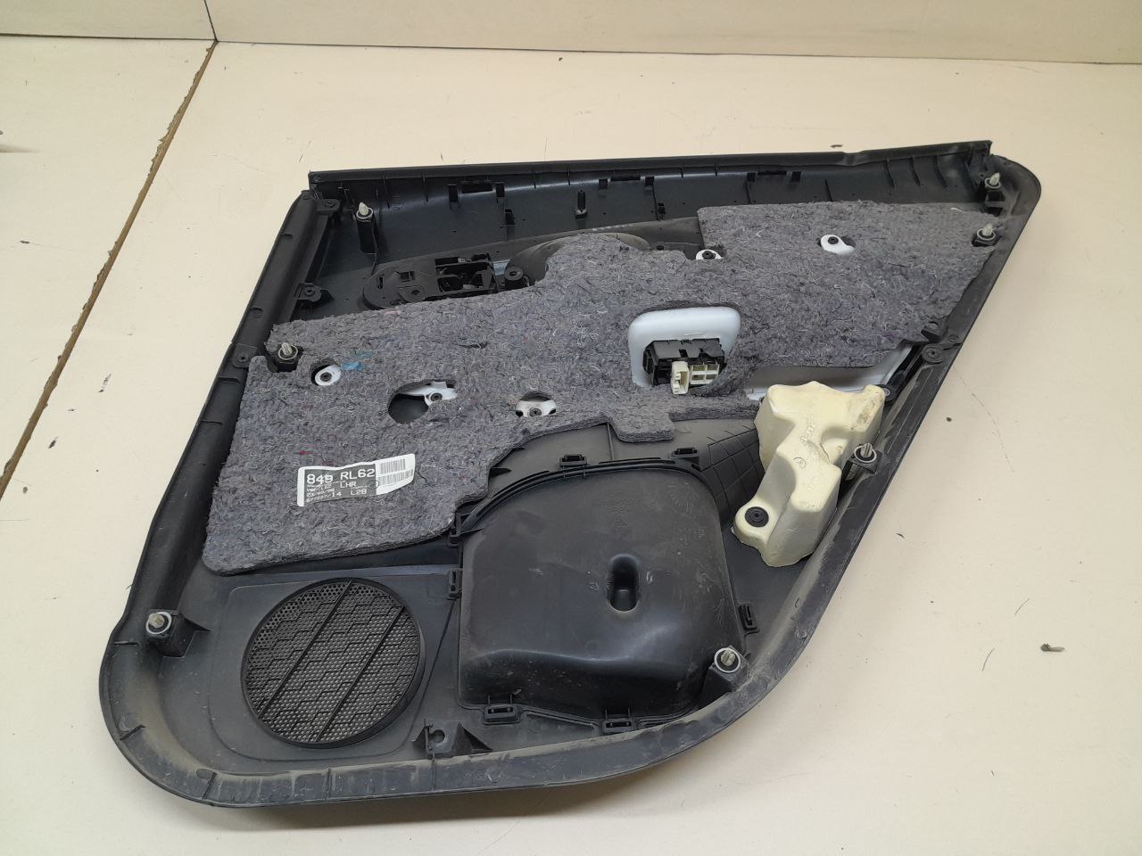 Обшивка двери задней левой Toyota Auris (E150) 2006-2012