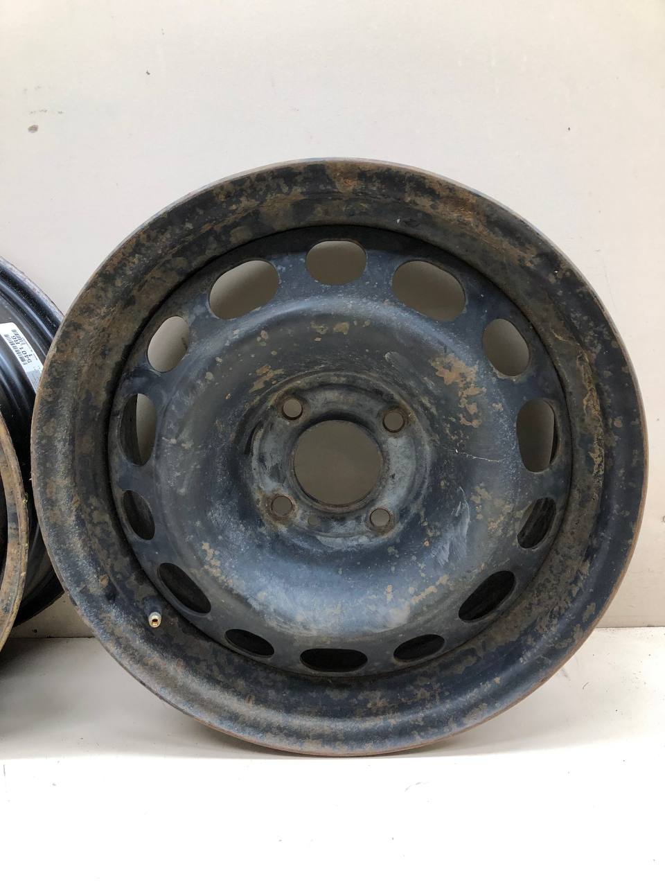 Диски к-кт R15 Штампованные