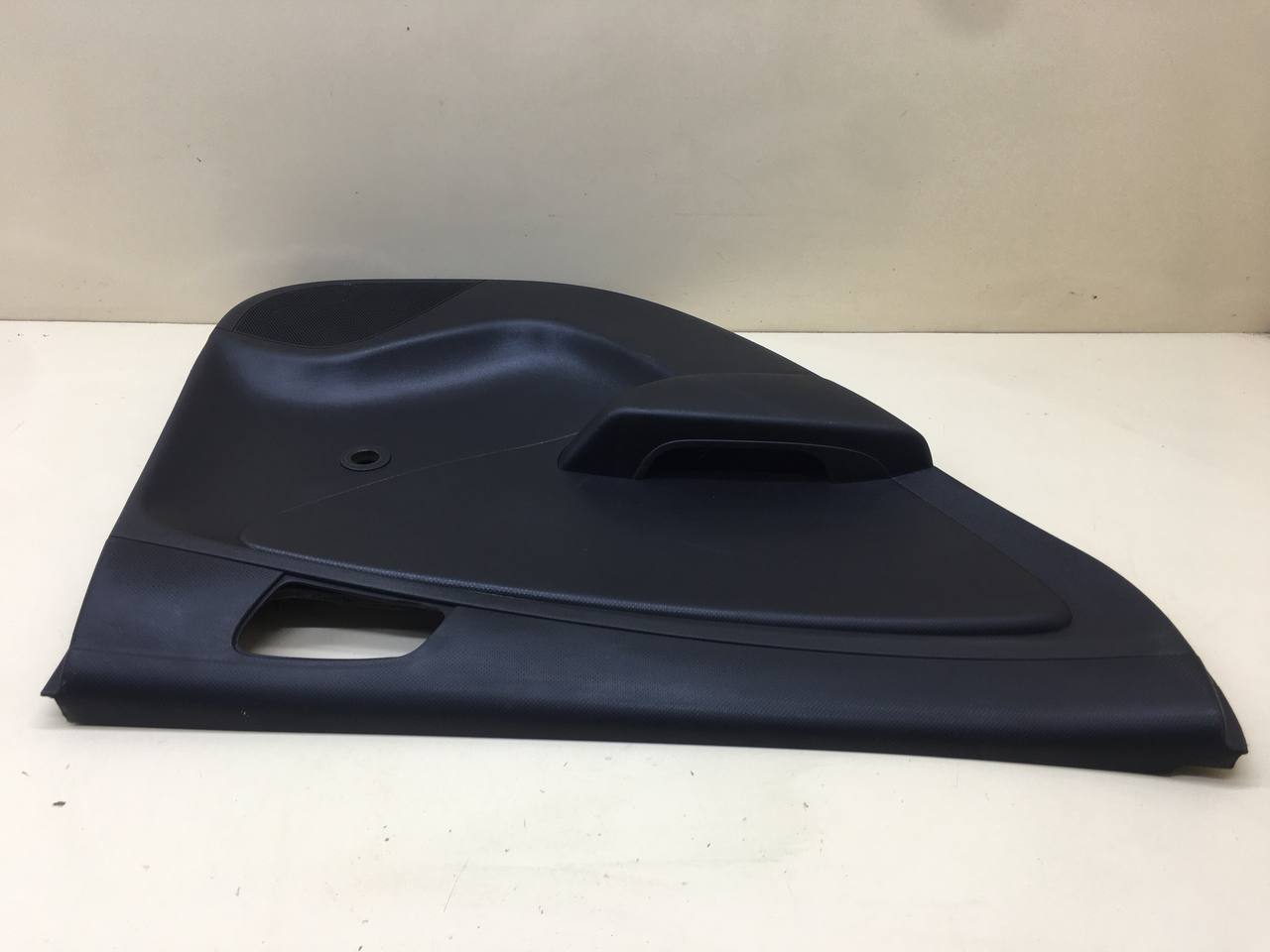 Обшивка двери задней левой Hyundai Solaris (RB) 2010-2017