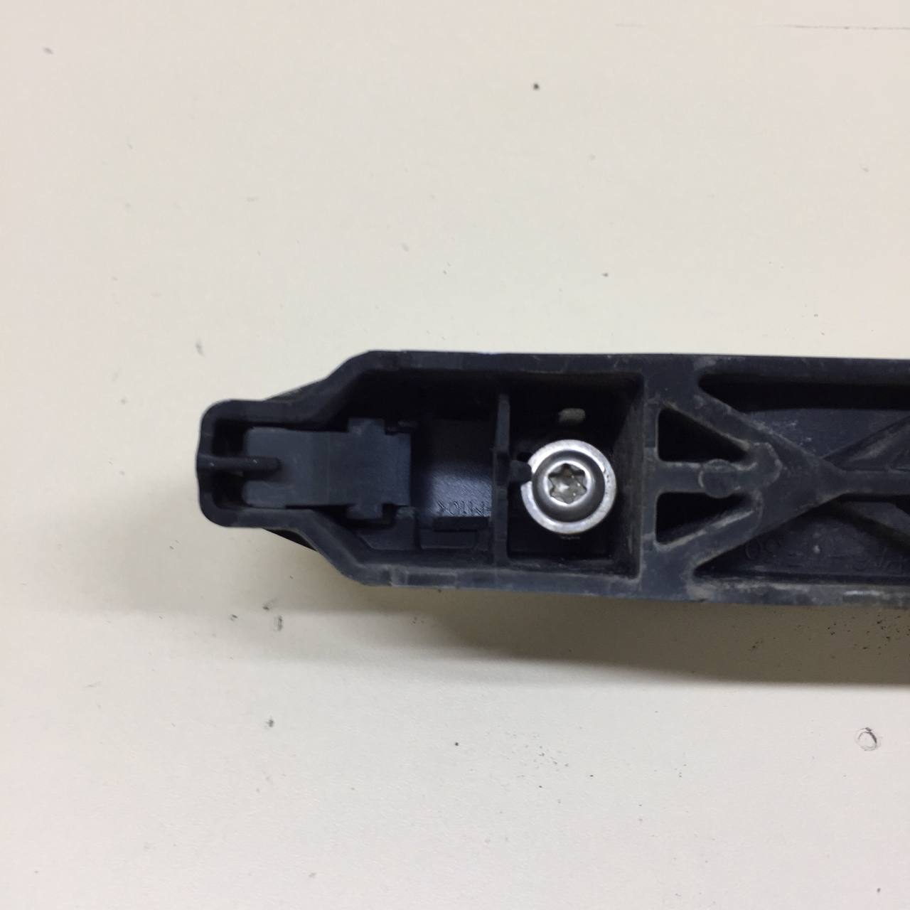 Ручка двери задней наружная левая Toyota Corolla E120 2001-2007 Ручка двери задней наружная левая Toyota Corolla E120 2001-2007
