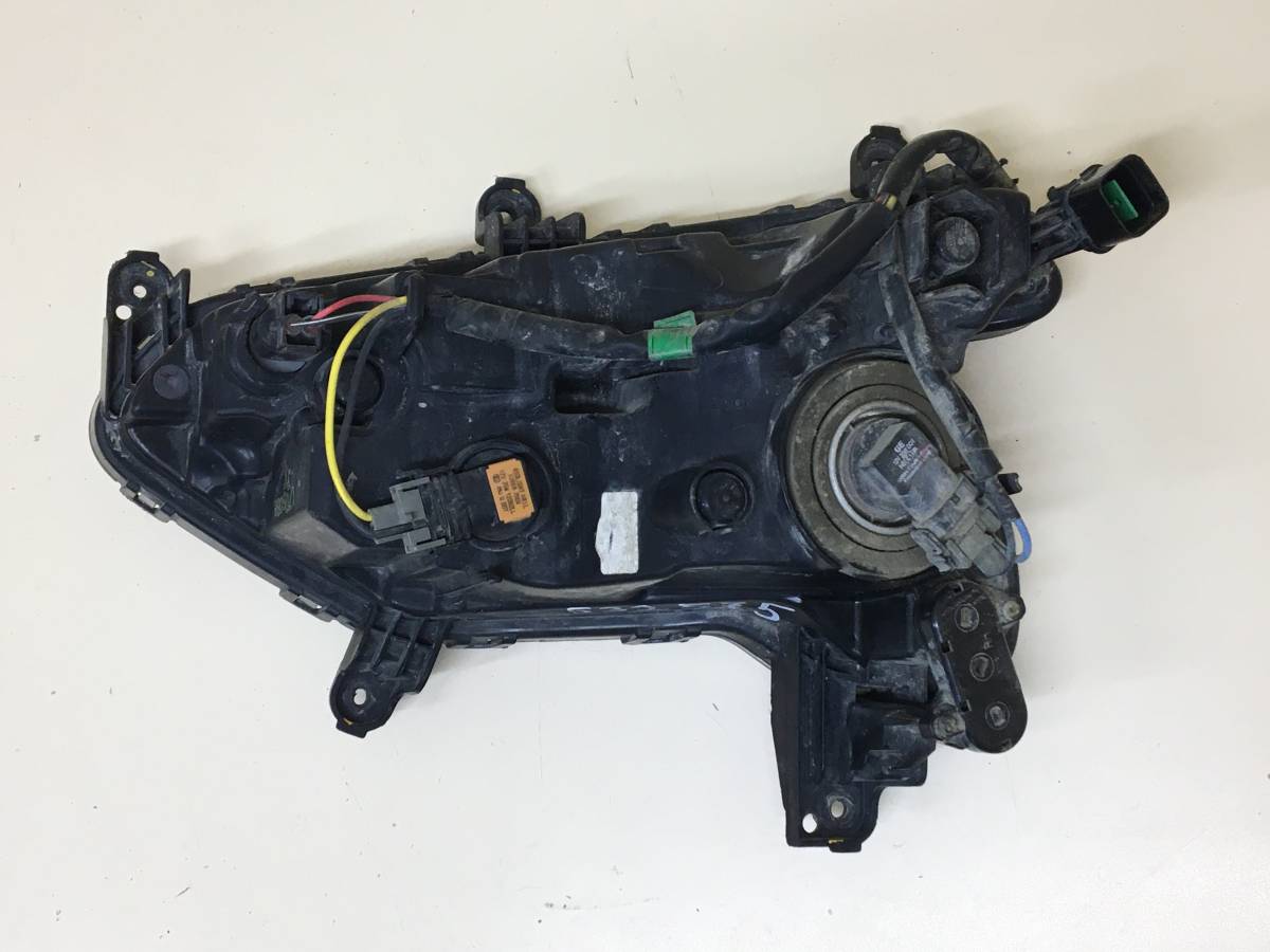 Фара противотуманная правая Hyundai Santa Fe 3 (DM) 2012-2019