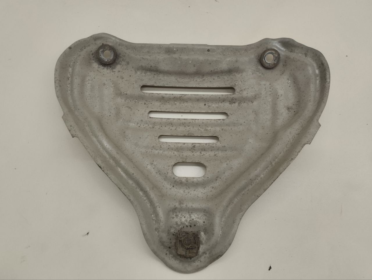 Экран тепловой Toyota Rav 4 (A30) 2006-2013 Экран тепловой Toyota Rav 4 (A30) 2006-2013