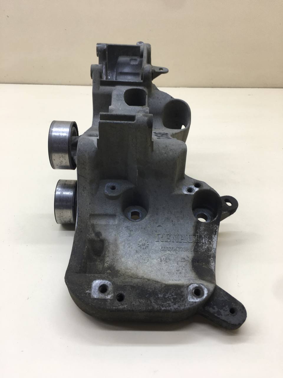 Кронштейн генератора Nissan Almera 3 (G11, G15) 2012> Кронштейн генератора Nissan Almera 3 (G11, G15) 2012>